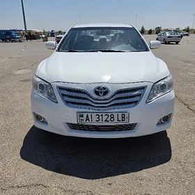 Toyota Camry 2010