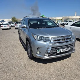 Toyota Highlander 2019