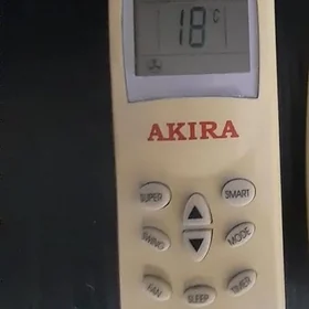Pult original Akira