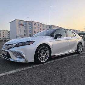 Toyota Camry 2022