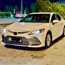 Toyota Camry 2024