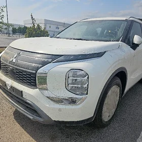 Mitsubishi Outlander 2026