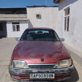 Opel Omega 1990
