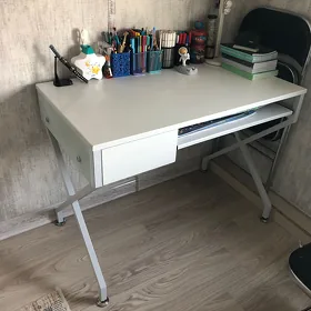 Kompyuter stol parta