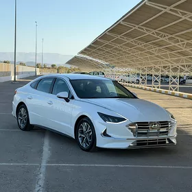 Hyundai Sonata 2021