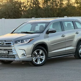 Toyota Highlander 2016
