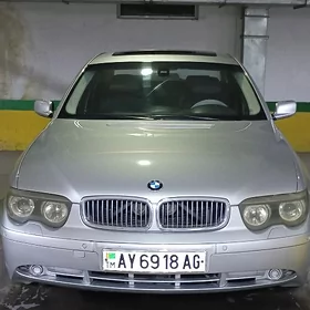 BMW 745 2002