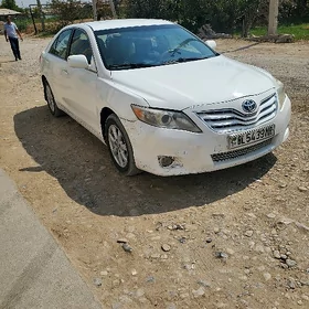 Toyota Camry 2010