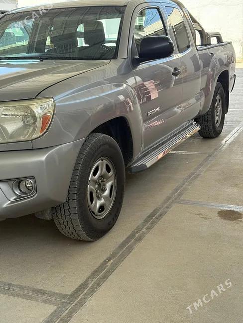 Toyota Tacoma 2014