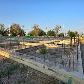 Satlyk jaý ýandakly agyz