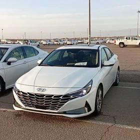 Hyundai Elantra 2021