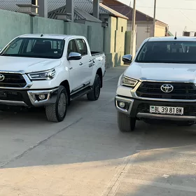 Toyota Hilux 2026