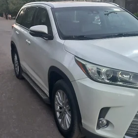 Toyota Highlander 2017