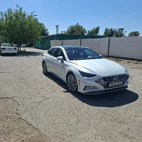 Hyundai Sonata 2021