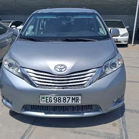 Toyota Sienna 2013