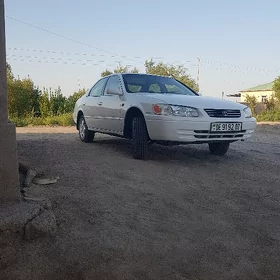 Toyota Camry 1999