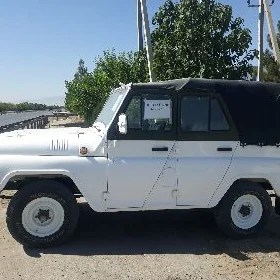 UAZ 469 1996