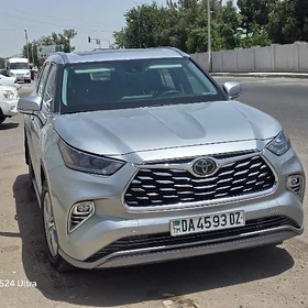 Toyota Highlander 2020
