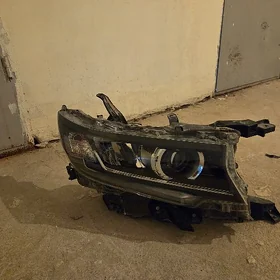 fara toyota prada