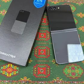 samsung z flip 5 12/256Gb