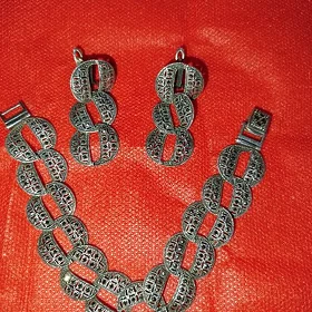 Серебряный комплект