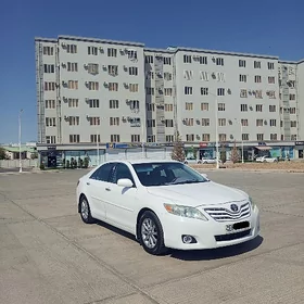Toyota Camry 2010