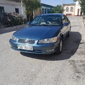 Toyota Camry 2000