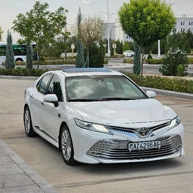 Toyota Camry 2018