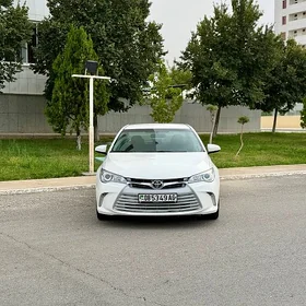 Toyota Camry 2017