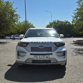 Ford Explorer 2021