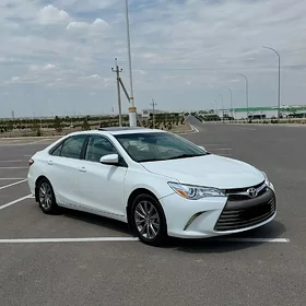 Toyota Camry 2015