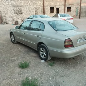Daewoo Leganza 1998