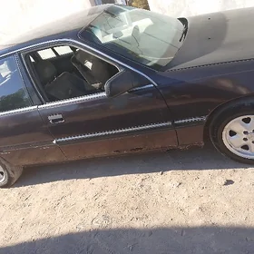 Opel Omega 1992