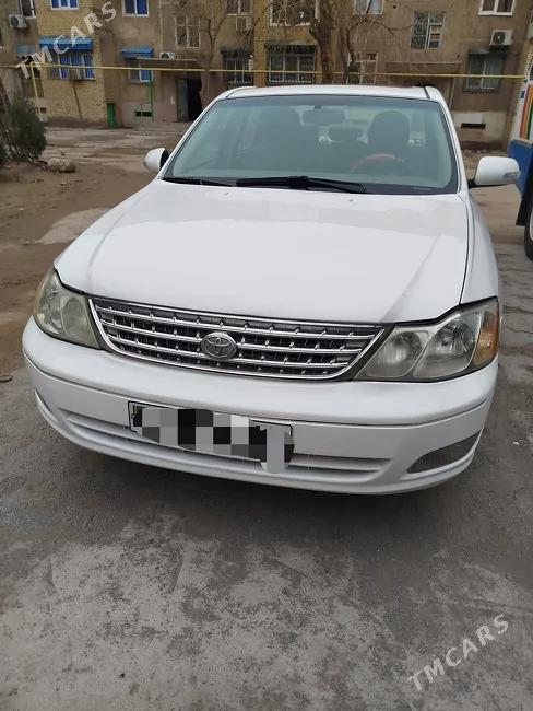 Toyota Avalon 2000