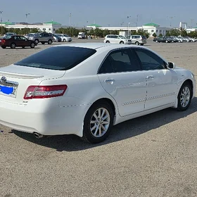Toyota Camry 2011
