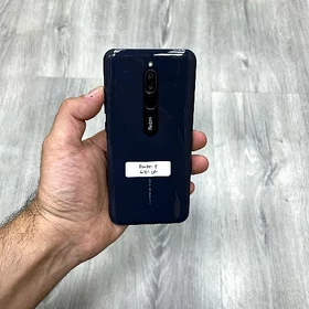 Redmi 8  4/64