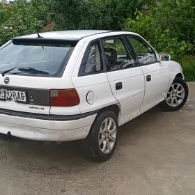 Opel Astra 1993