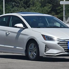 Hyundai Elantra 2020