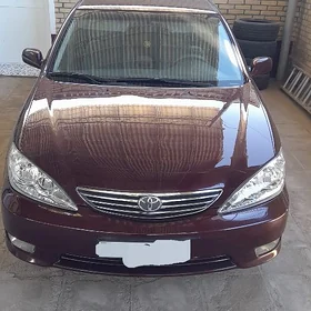Toyota Camry 2005