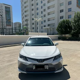 Toyota Camry 2023