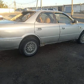 Toyota Vista 1994