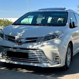 Toyota Sienna 2017