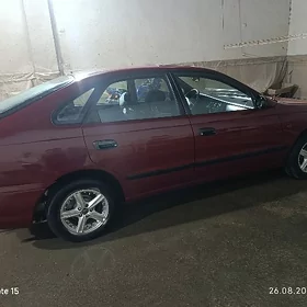 Toyota Carina 1995