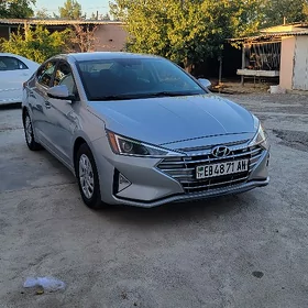 Hyundai Elantra 2020