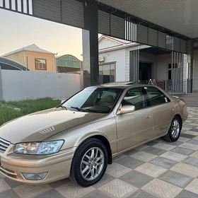 Toyota Camry 2000