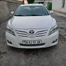Toyota Camry 2010