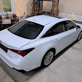 Toyota Avalon 2019