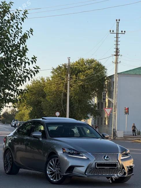 Lexus IS 250 2015