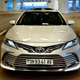Toyota Camry 2018