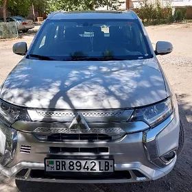 Mitsubishi Outlander 2022